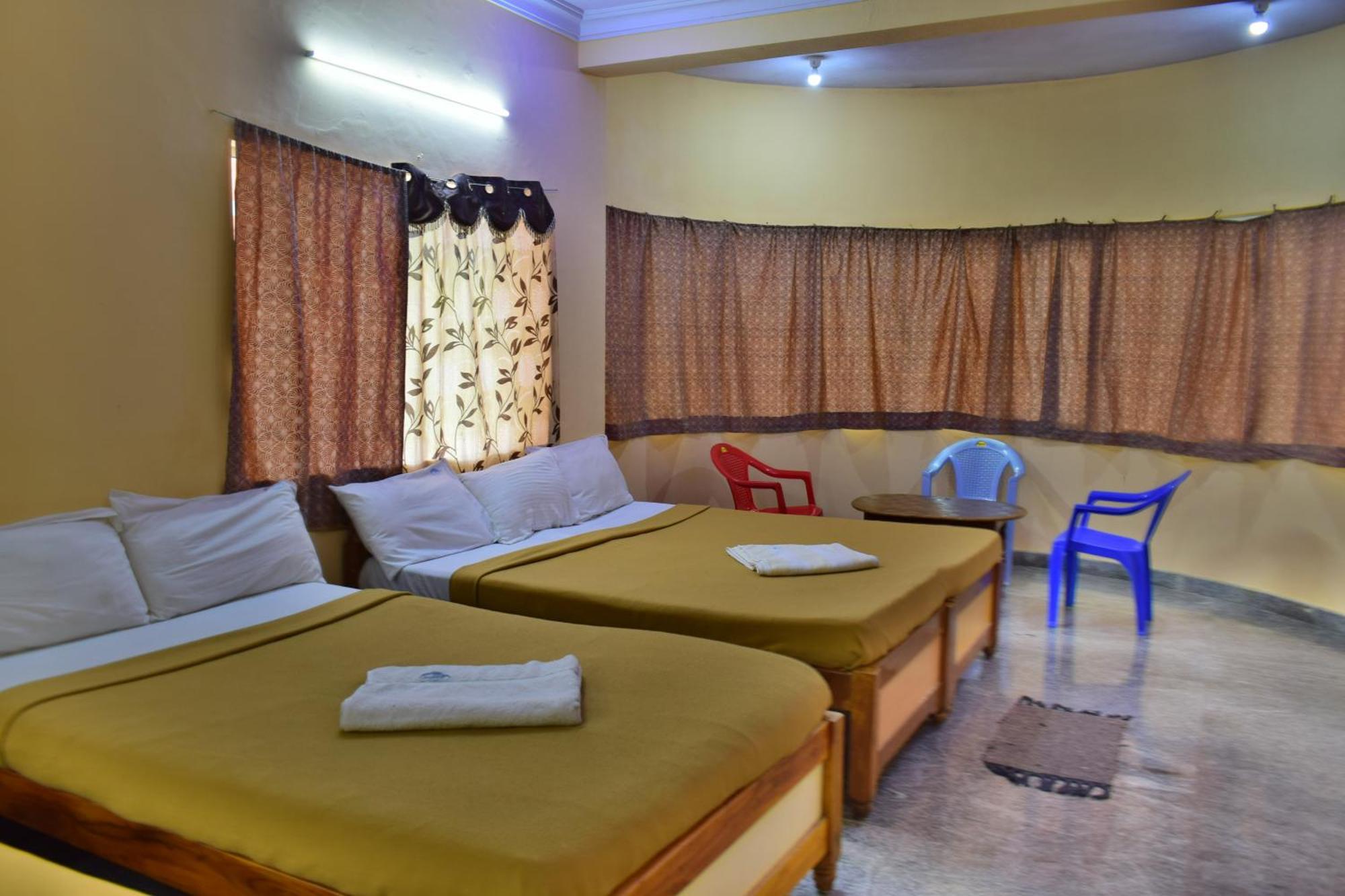 Dolphin Resort Yelagiri Buitenkant foto