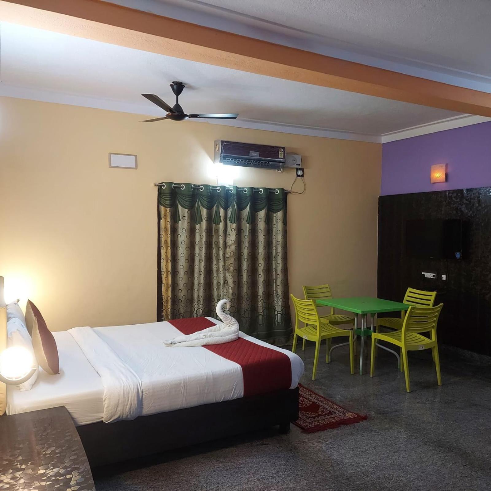 Dolphin Resort Yelagiri Buitenkant foto