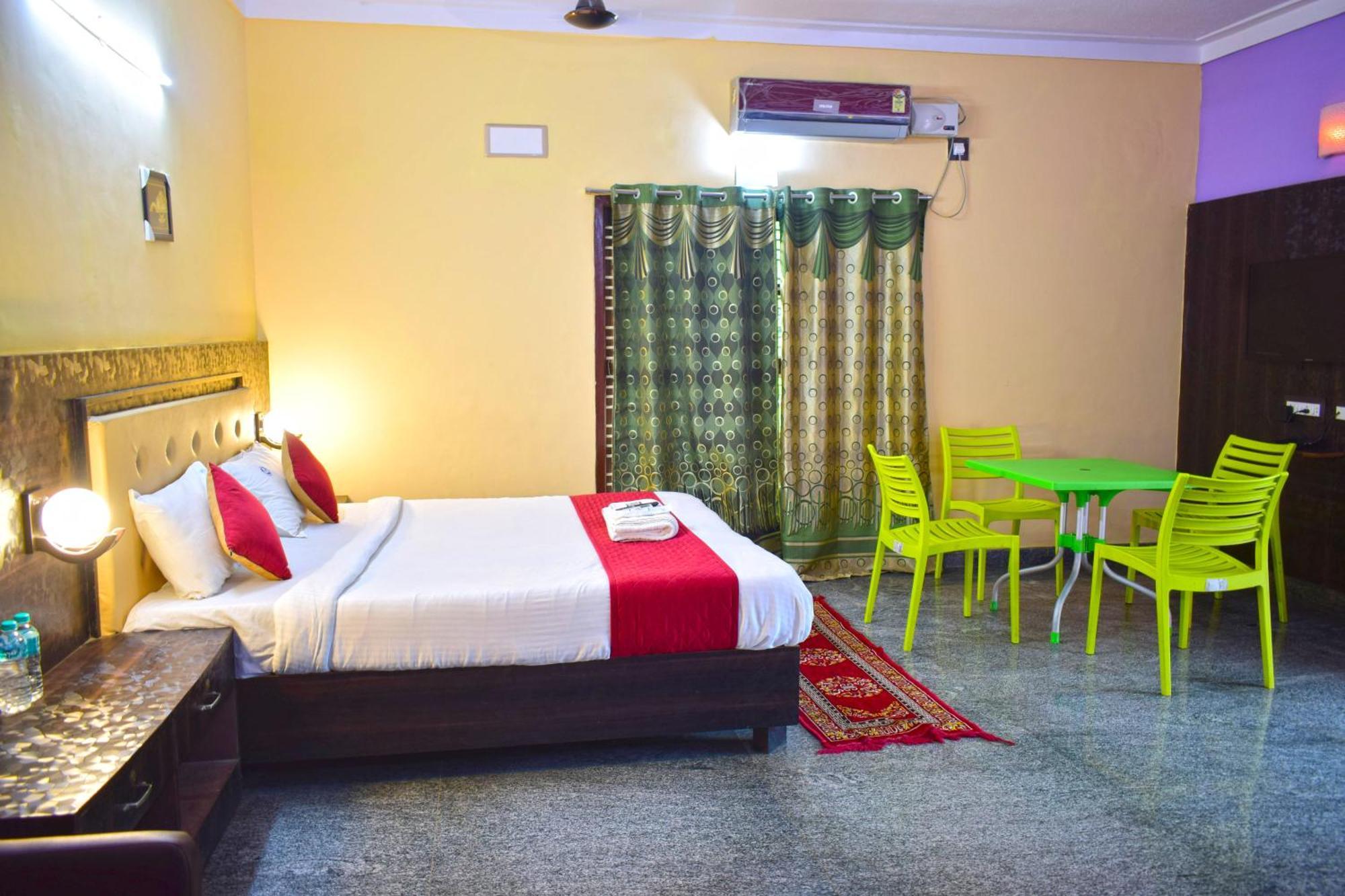 Dolphin Resort Yelagiri Buitenkant foto