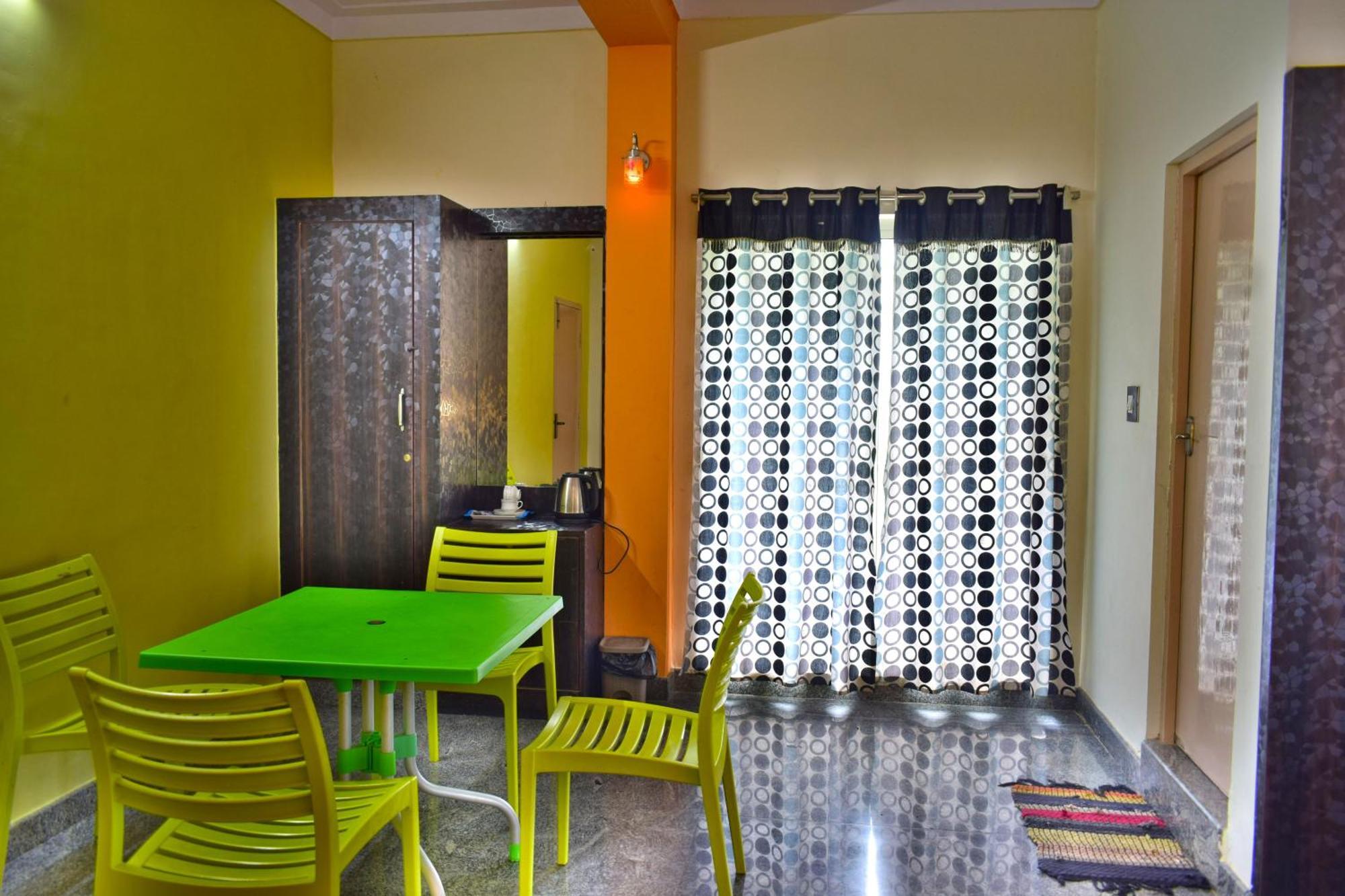 Dolphin Resort Yelagiri Buitenkant foto